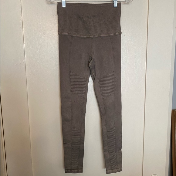 Avocado Vintage Pewter Fire Legging - one of a kind sample color - Picture 2 of 11